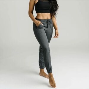 ZYIA Light Charcoal Boulevard Jogger